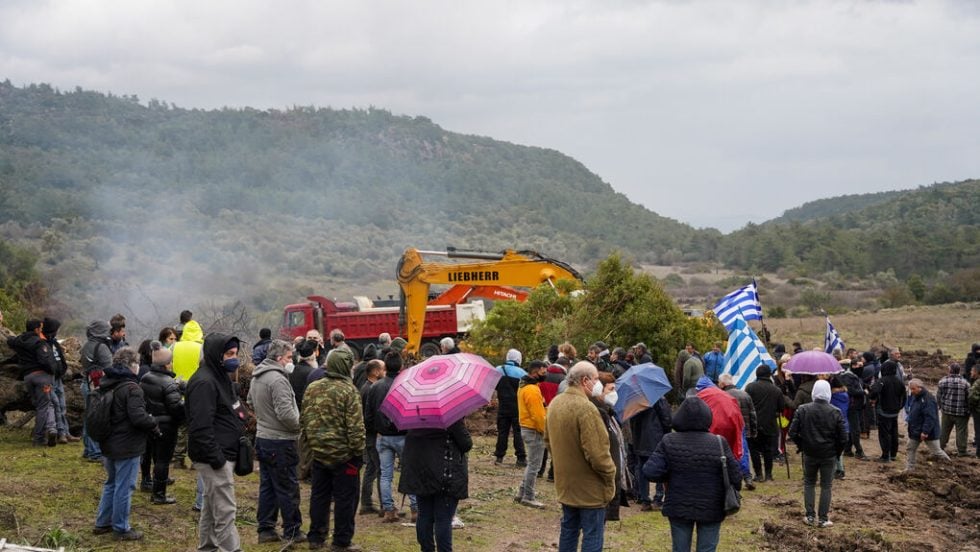 Από παλαιότερη συγκέντρωση διαμαρτυρίας ενάντια στην κατασκευή δομής προσφύγων στη Βάστρια Λέσβου
